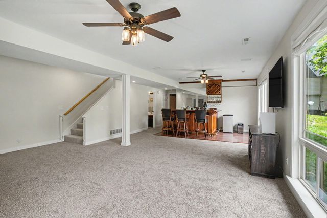 4803 THORNBROOK RDG, Columbia, MO 65203