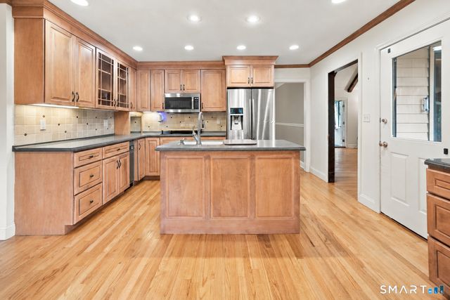 163 Juniper Drive, Avon, CT 06001