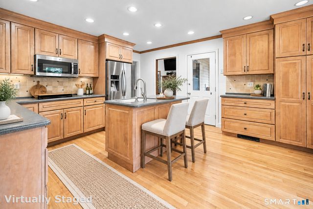 163 Juniper Drive, Avon, CT 06001
