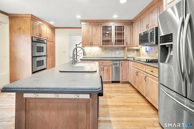 163 Juniper Drive, Avon, CT 06001