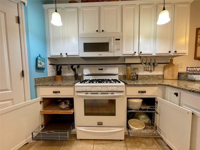 16417 SW 14TH AVENUE ROAD, Ocala, FL 34473