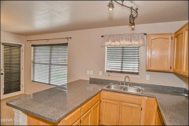 3140 Tierra Encino Drive, El Paso, TX 79938