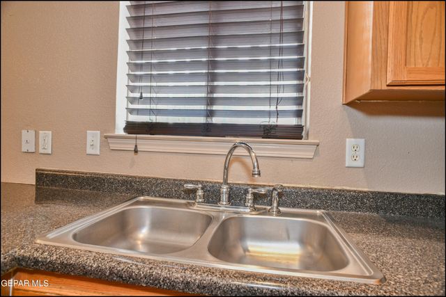 3140 Tierra Encino Drive, El Paso, TX 79938