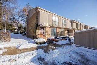 1468 Oakbrook East Drive, Rochester Hills, MI 48307