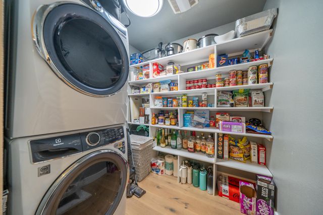 2385 Alexander Avenue, Anderson, CA 96007