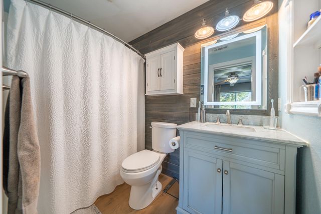 2385 Alexander Avenue, Anderson, CA 96007