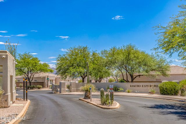 7360 E Cll Nostalgico, Tucson, AZ 85715