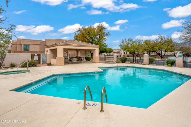 7360 E Cll Nostalgico, Tucson, AZ 85715