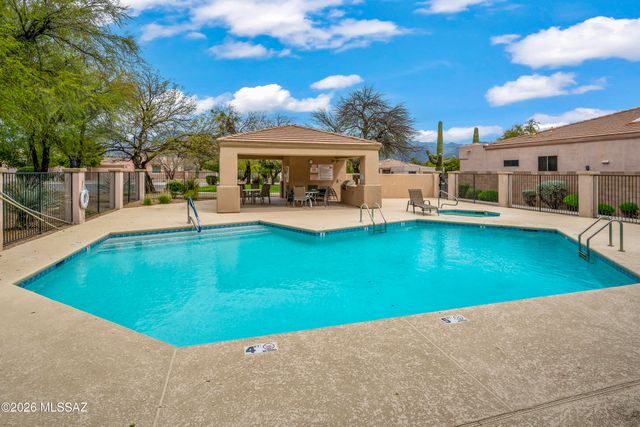 7360 E Cll Nostalgico, Tucson, AZ 85715