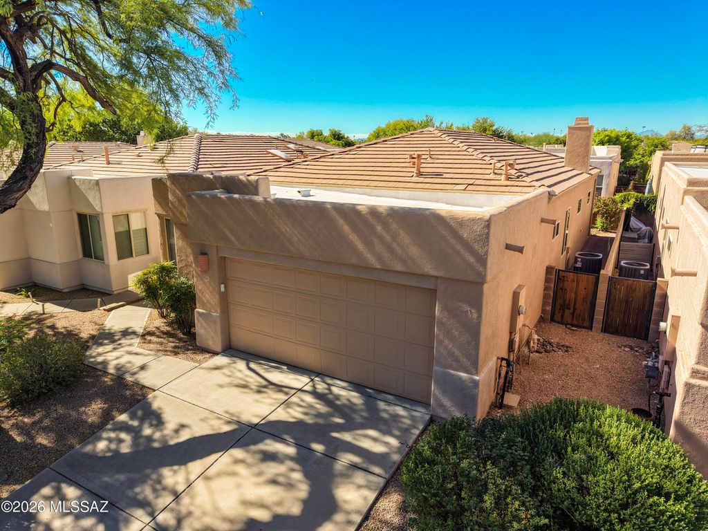 7360 E Cll Nostalgico, Tucson, AZ 85715