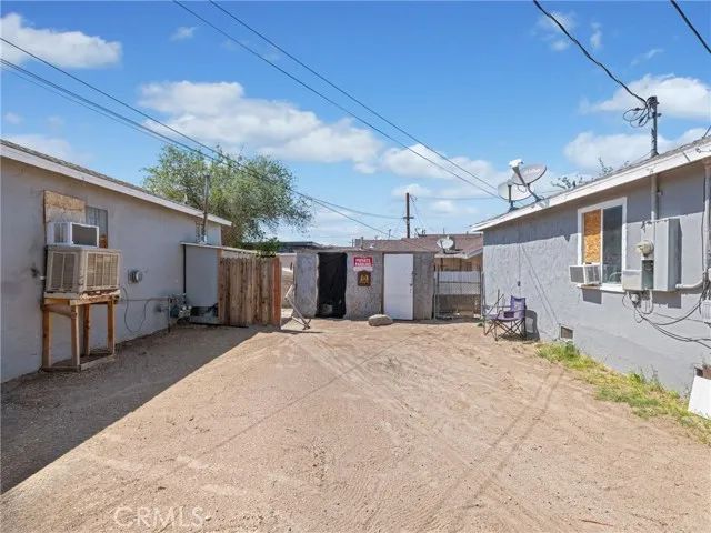 16773 A Street, Victorville, CA 92395