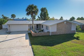 305 Floyd Drive, Lynn Haven, FL 32444