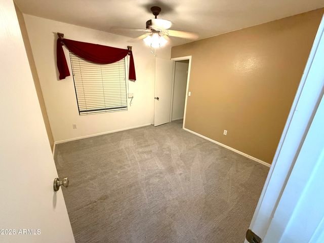 10781 W ROBIN Lane W, Peoria, AZ 85373
