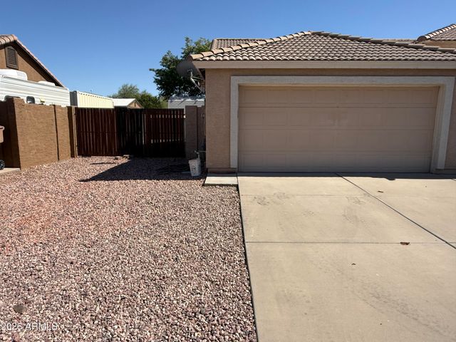 10781 W ROBIN Lane W, Peoria, AZ 85373