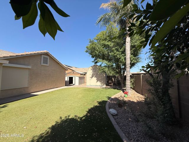 10781 W ROBIN Lane W, Peoria, AZ 85373