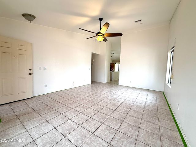 10781 W ROBIN Lane W, Peoria, AZ 85373