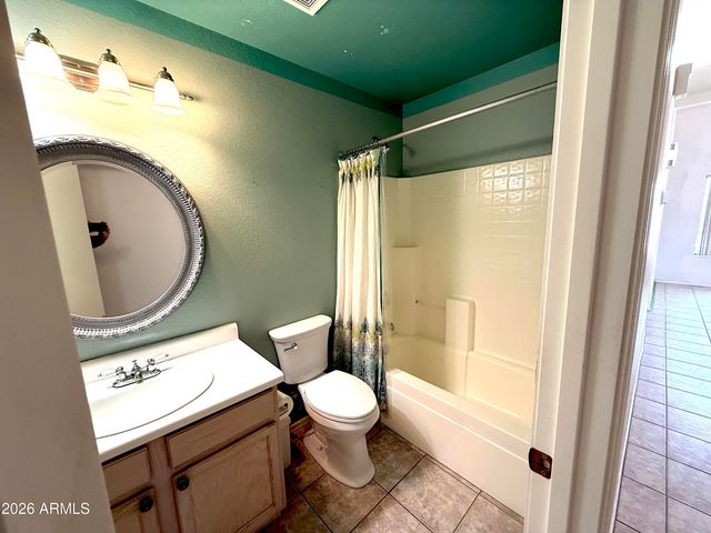 10781 W ROBIN Lane W, Peoria, AZ 85373