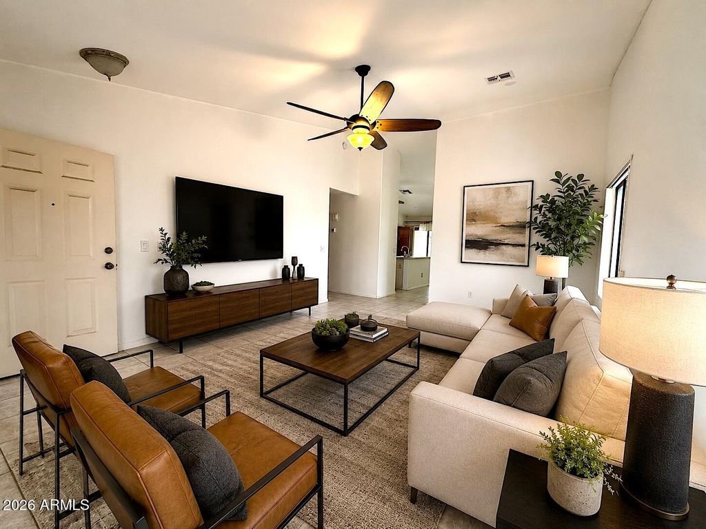 10781 W ROBIN Lane W, Peoria, AZ 85373 — photo 4
