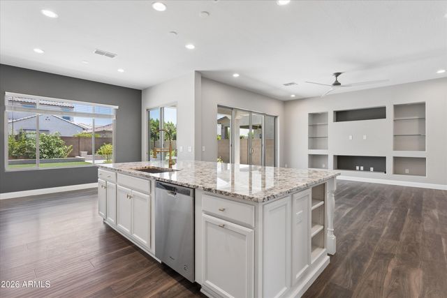 23085 N 98th Lane, Peoria, AZ 85383