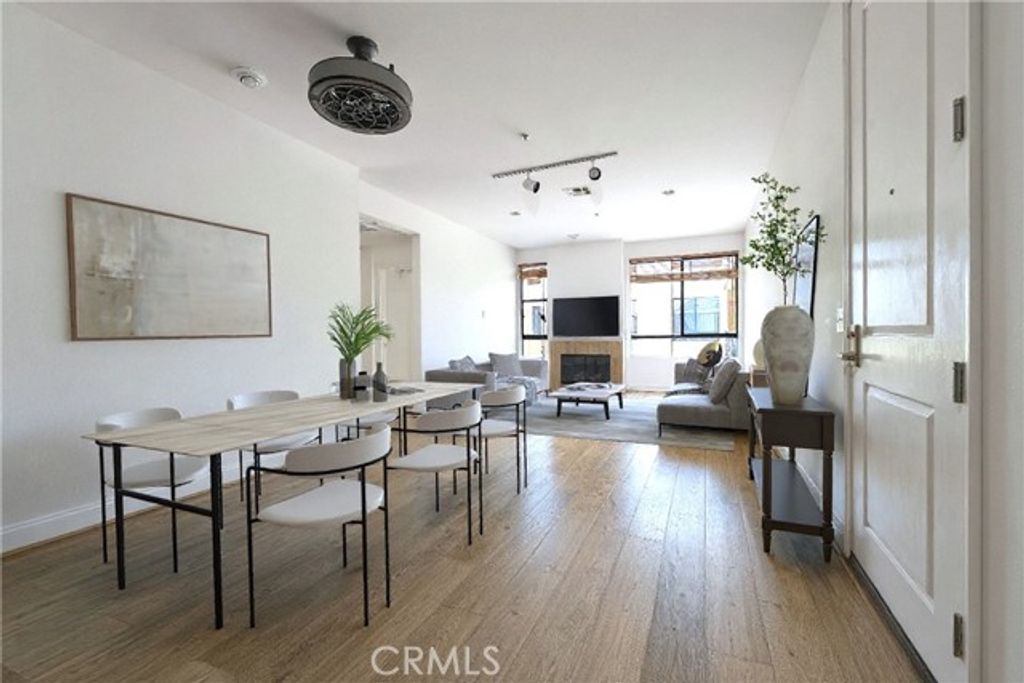 6938 Laurel Canyon Blvd 304, North Hollywood (los Angeles), CA 91605