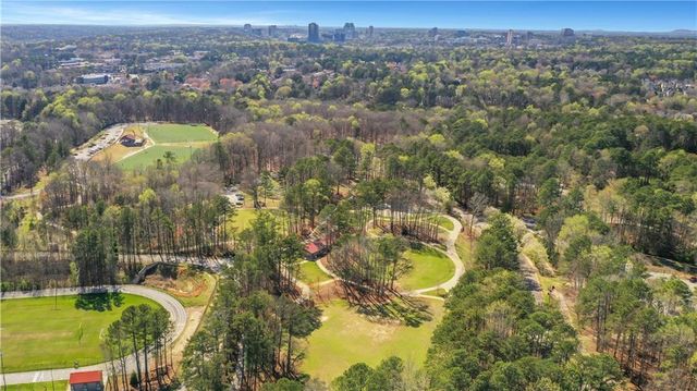 4627 Equestrian Way, Atlanta, GA 30338