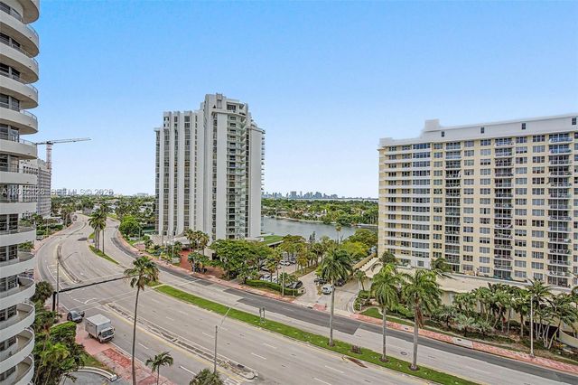 5555 Collins Ave 10V, Miami Beach, FL 33140
