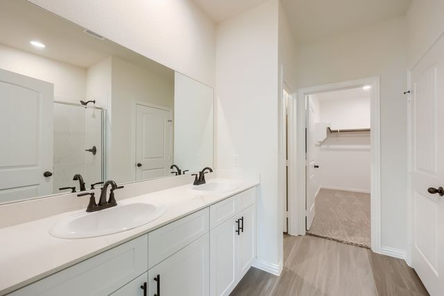 1605 Annabelle Street, Cleburne, TX 76031