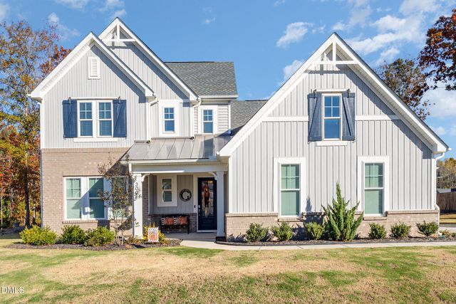 300 W Amber Oak Drive, Selma, NC 27576