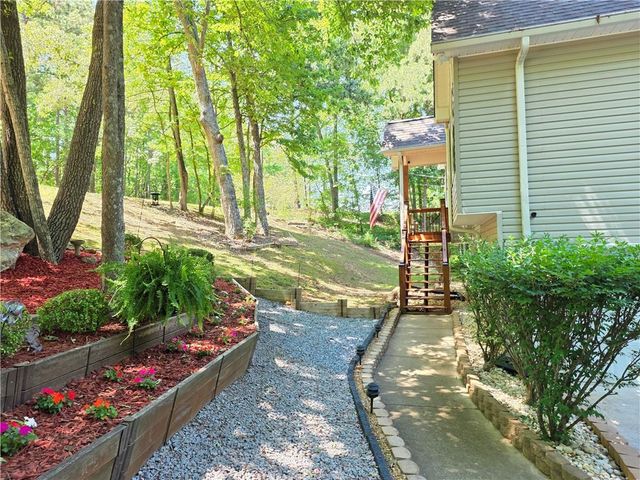 142 Cowan Drive SW, Cartersville, GA 30120