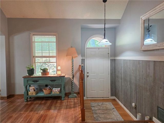 142 Cowan Drive SW, Cartersville, GA 30120