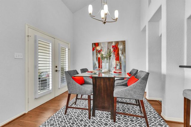 34 April Point Drive S, Conroe, TX 77356