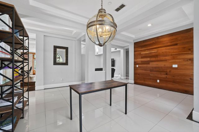 865 Wedgewood Ct, West Sacramento, CA 95605