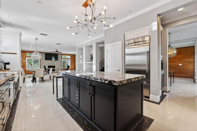 865 Wedgewood Ct, West Sacramento, CA 95605