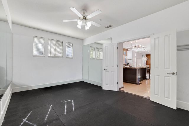 865 Wedgewood Ct, West Sacramento, CA 95605