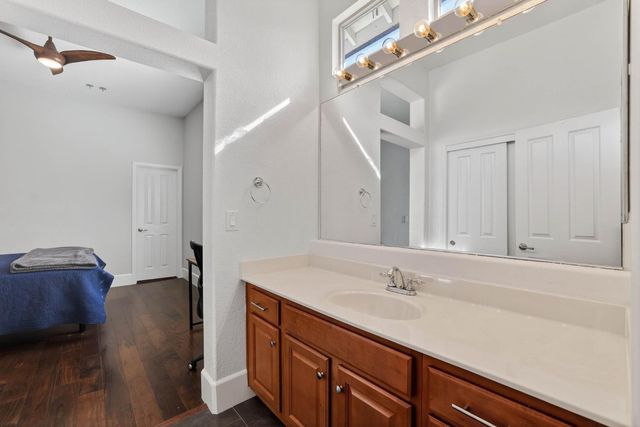 865 Wedgewood Ct, West Sacramento, CA 95605