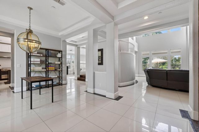 865 Wedgewood Ct, West Sacramento, CA 95605