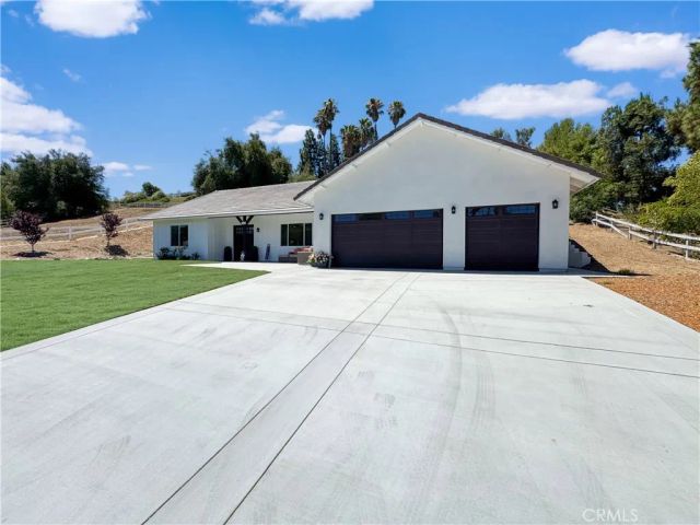 30233 Del Rey Road, Temecula, CA 92591