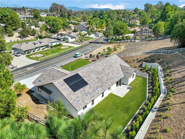 30233 Del Rey Road, Temecula, CA 92591