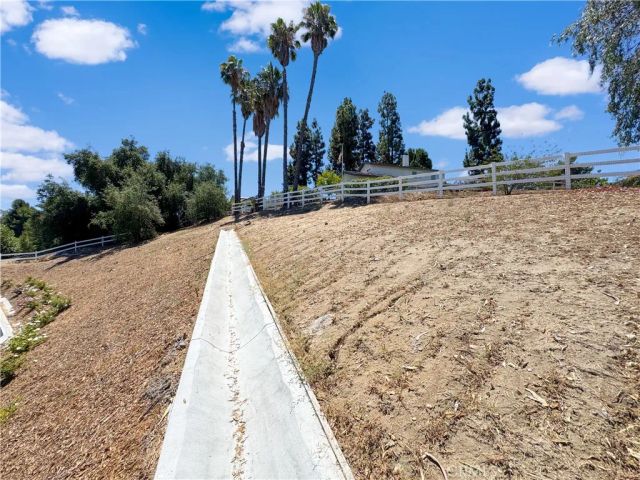 30233 Del Rey Road, Temecula, CA 92591
