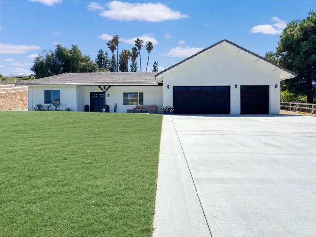 30233 Del Rey Road, Temecula, CA 92591