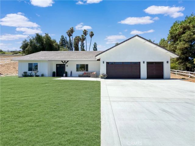 30233 Del Rey Road, Temecula, CA 92591