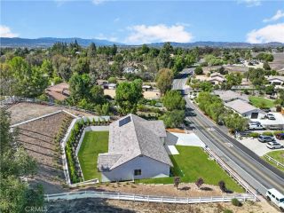 30233 Del Rey Road, Temecula, CA 92591
