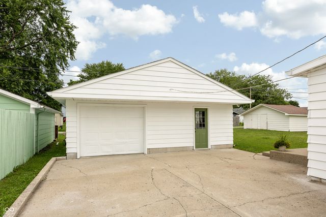 325 E Michigan Street, Fortville, IN 46040