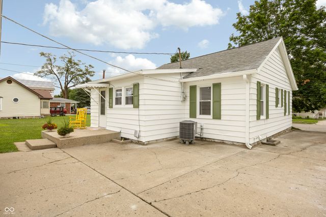 325 E Michigan Street, Fortville, IN 46040
