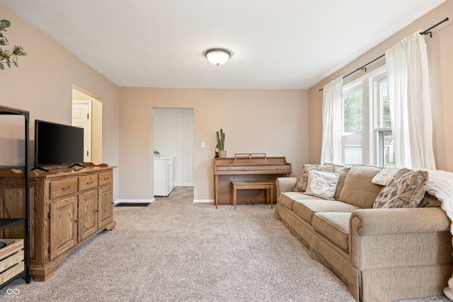 325 E Michigan Street, Fortville, IN 46040