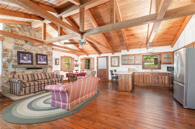 3607 NC Highway 268, Pilot Mountain, NC 27041