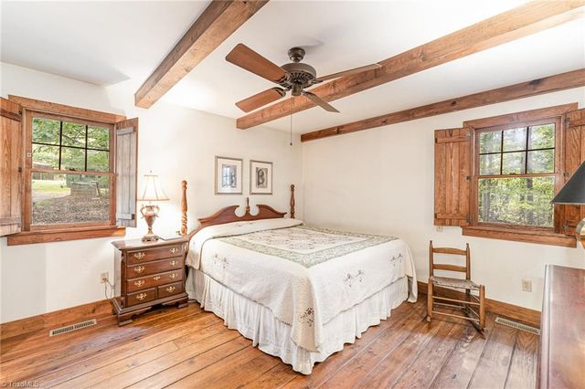 3607 NC Highway 268, Pilot Mountain, NC 27041