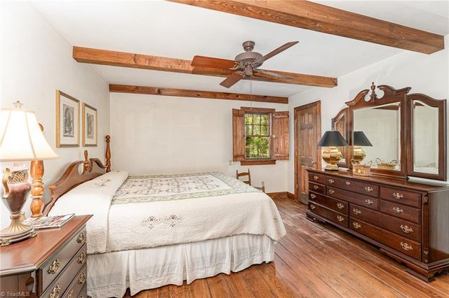 3607 NC Highway 268, Pilot Mountain, NC 27041