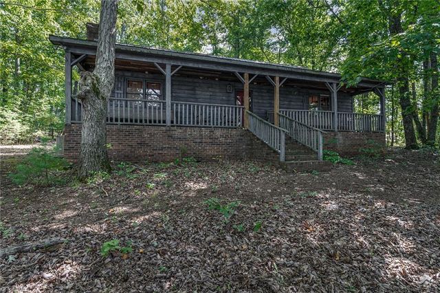3607 NC Highway 268, Pilot Mountain, NC 27041
