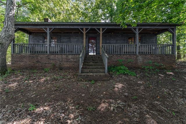 3607 NC Highway 268, Pilot Mountain, NC 27041